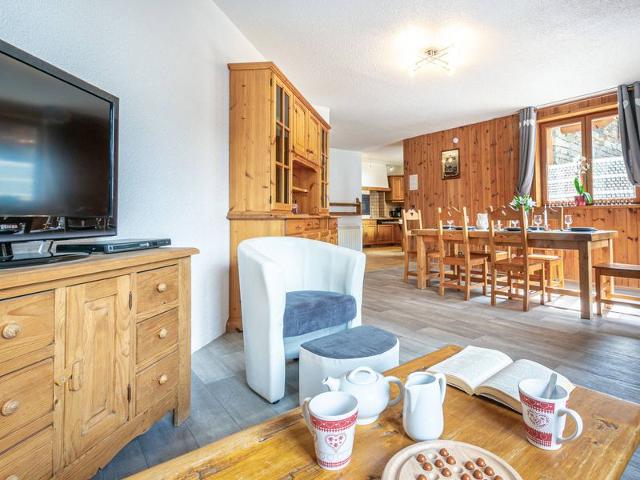 Appartement de style montagnard dans chalet rustique, au cœur du vieux village et aux pieds des pist - Val d’Isère Centre