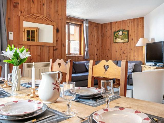 Appartement de style montagnard dans chalet rustique, au cœur du vieux village et aux pieds des pist - Val d’Isère Centre