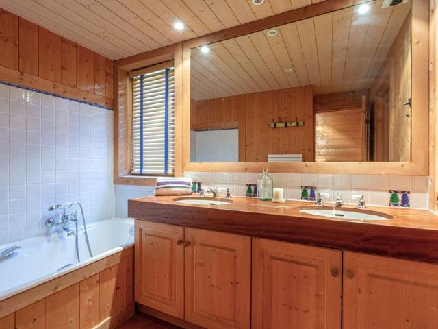 Duplex de standing au pied des pistes avec cheminée, terrasse et garage – Modane FR-1-694-329 - Val d’Isère Le Châtelard