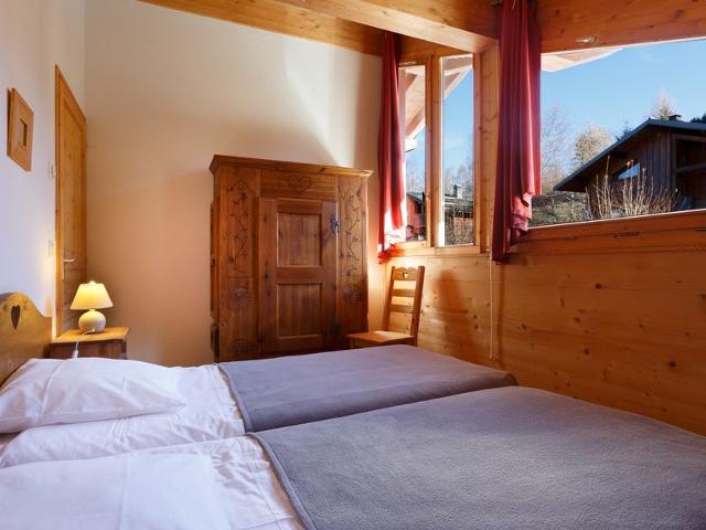 Chalet individuel 12 pers. à Montgésin, calme, proche pistes, parking dispo FR-1-755-20 - Plagne Montalbert