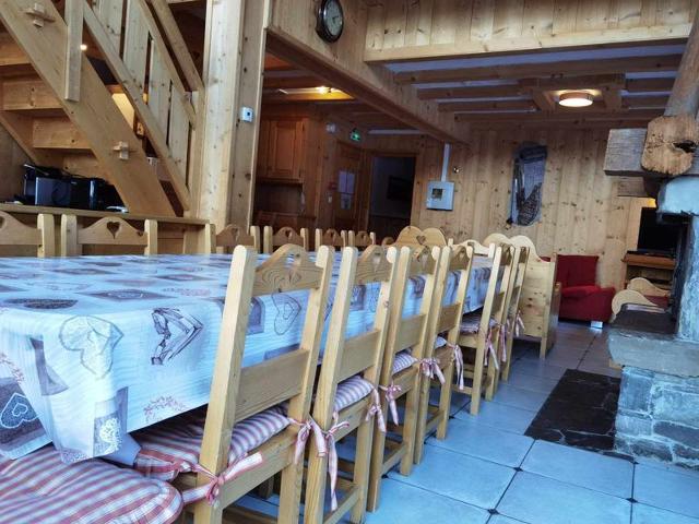 Superbe chalet 15 pers. avec spa, sauna, proche télécabine et centre, équipements complets FR-1-679- - Morzine