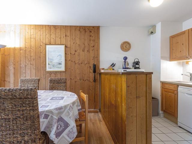 Spacieux appartement 3 pièces avec balcon, départ skis aux pieds, WIFI à Val-d'Isère FR-1-694-103 - Val d’Isère Centre