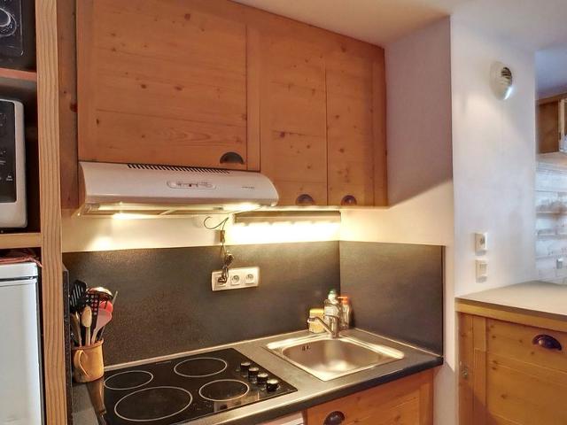 Bien de 42m², 4/5 pers, 2 balcons, pied des pistes, commerces, parking, skis aux pieds FR-1-178-389 - Les Menuires Bruyères