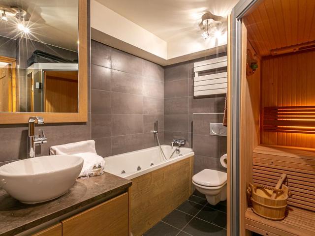 Appartement de standing avec sauna au cœur de Val-d'Isère FR-1-694-48 - Val d’Isère Centre