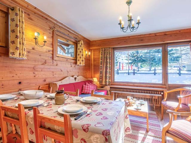 Confortable duplex ski aux pieds avec wifi, parking et vue sur pistes FR-1-694-122 - Val d’Isère Centre