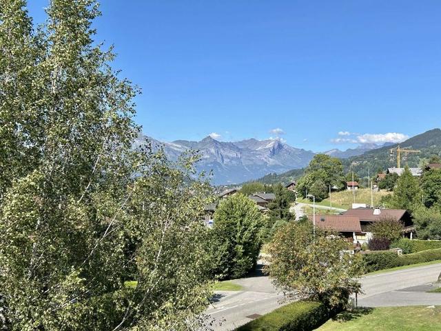 Megeve: Appartement 3 Pièces, 6 Couchages, Parking inclus, Proche pistes et village FR-1-597-181 - Megève