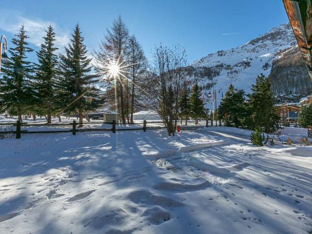 Charmant appartement avec terrasse, WIFI et parking, skis aux pieds FR-1-694-134 - Val d’Isère Centre