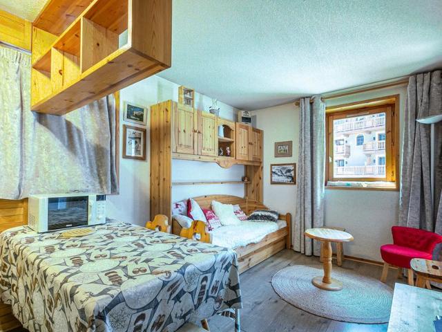 Charmant appartement avec WiFi et parking, au pied des pistes et au cœur du village FR-1-694-275 - Val d’Isère Centre