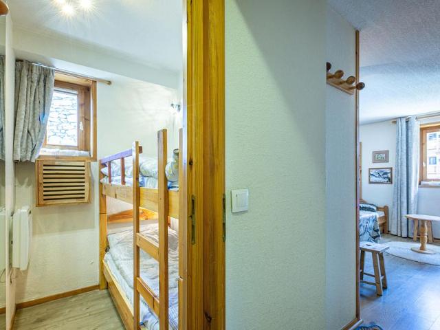 Charmant appartement avec WiFi et parking, au pied des pistes et au cœur du village FR-1-694-275 - Val d’Isère Centre