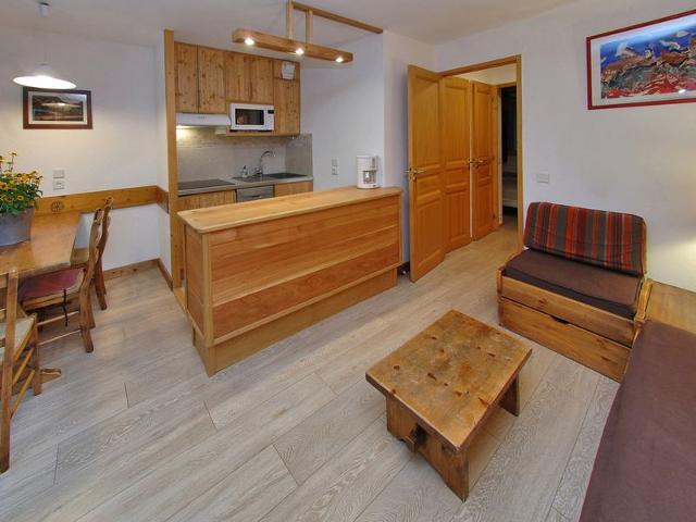 Charmant appartement 2 pièces avec balcon, parking et wifi, au pied des pistes à Val-d'Isère FR-1-694-69 - Val d’Isère Le Châtelard