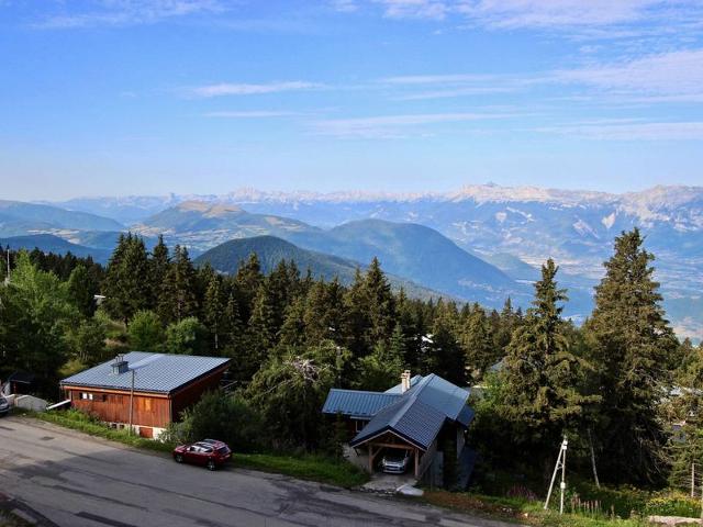 Charmant studio cabine à Chamrousse, balcon, TV FR-1-549-145 - Chamrousse