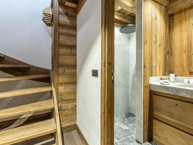 Duplex 5 pièces luxe aux pieds des pistes avec hammam et cheminée FR-1-694-87 - Val d’Isère Centre