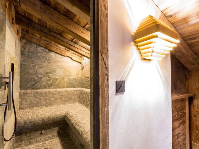 Duplex 5 pièces luxe aux pieds des pistes avec hammam et cheminée FR-1-694-87 - Val d’Isère Centre