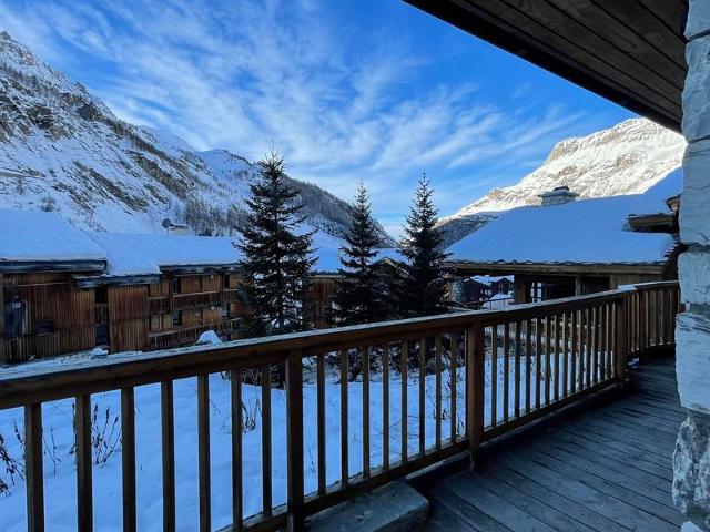 Appartement rustique avec cheminée, terrasse et garage à Val d'Isère FR-1-694-16 - Val d’Isère Le Châtelard