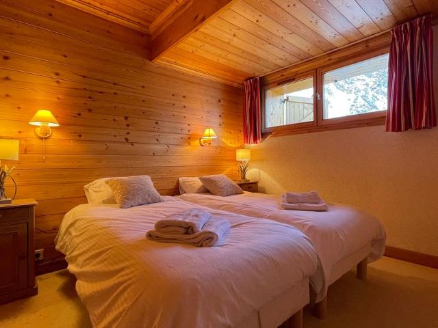 Appartement rustique avec cheminée, terrasse et garage à Val d'Isère FR-1-694-16 - Val d’Isère Le Châtelard