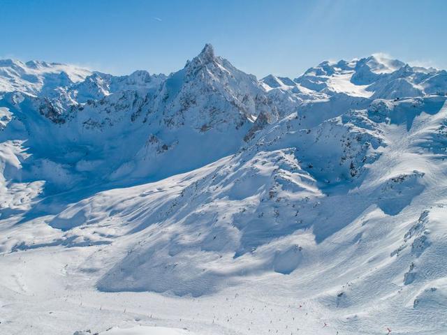 Courchevel 1850, Skis aux pieds, 4 pers, 2 pièces, Parking, WiFi FR-1-575-225 - Courchevel 1850