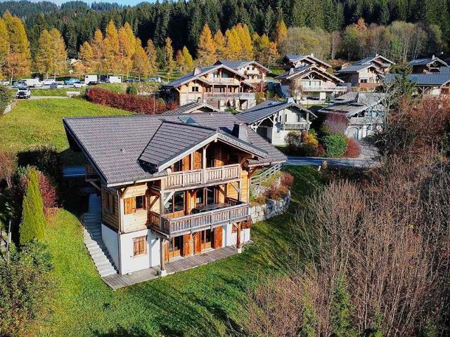 Grand chalet 6 chambres, proche pistes, cheminée, parking, 12 pers FR-1-598-176 - Les Gets