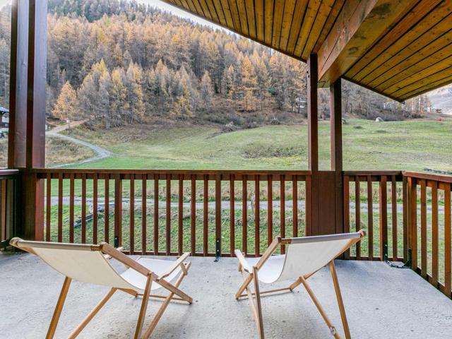 Charmant appartement sur le front de neige avec cheminée et sauna à Val d'Isère FR-1-694-216 - Val d’Isère Centre