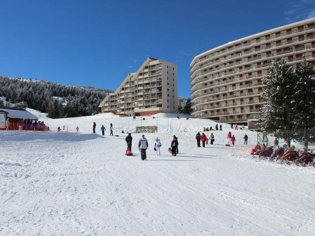 Appartement 2 pièces au pied des pistes avec TV et cuisine équipée FR-1-162-666 - Superdévoluy