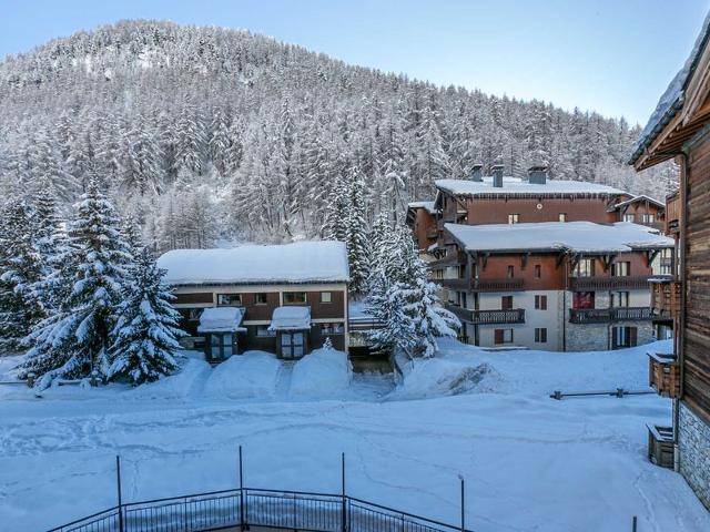 Bel appartement 3 pièces avec balcon, proche des pistes et du Vieux Village, WiFi inclus FR-1-694-257 - Val d’Isère Centre