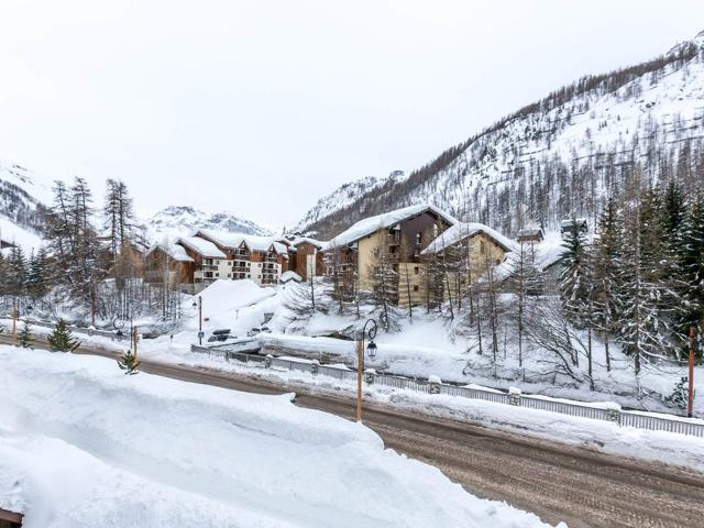 Charmant duplex 3 pièces avec balcon sud, près du centre et des pistes, parking, WiFi FR-1-694-145 - Val d’Isère Centre