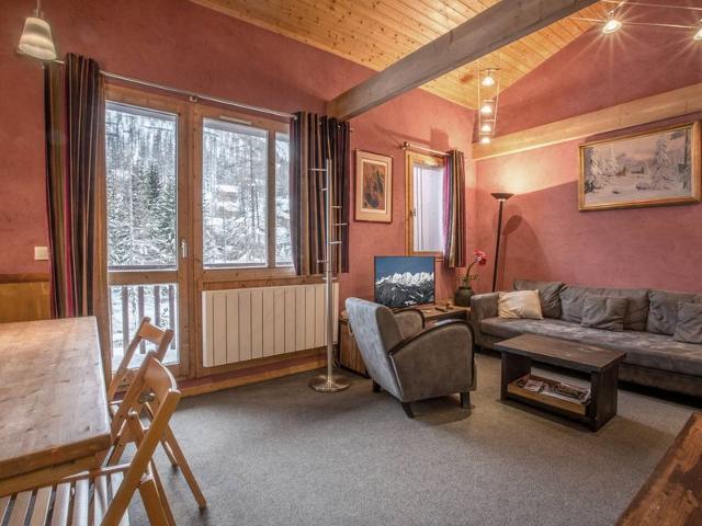 Charmant duplex 3 pièces avec balcon sud, près du centre et des pistes, parking, WiFi FR-1-694-145 - Val d’Isère Centre