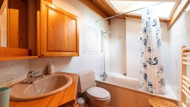 Appartement LE CHAMOIS - 15 - Appt près des pistes 4/6 pers - Morillon 1100 Les Esserts