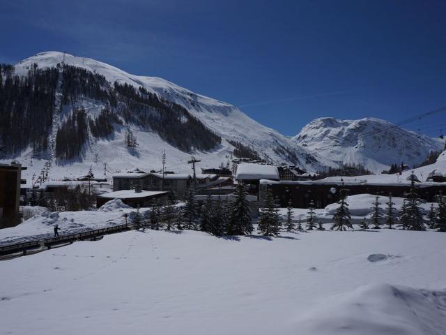 Studio lumineux proche pistes, centre et comprenant Wifi FR-1-694-152 - Val d’Isère Centre