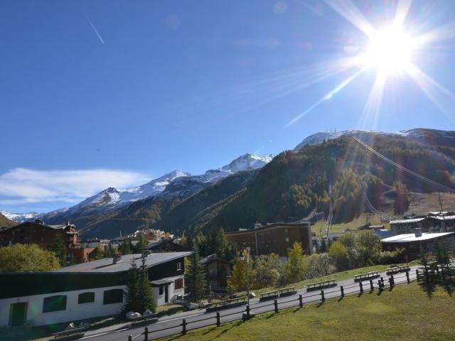 Studio lumineux proche pistes, centre et comprenant Wifi FR-1-694-152 - Val d’Isère Centre