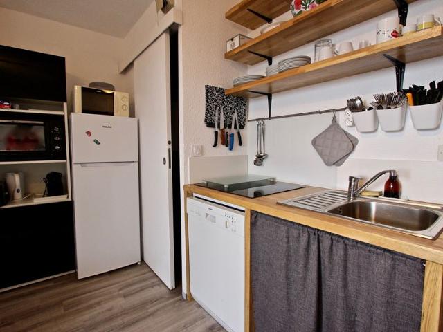 Studio cabine à Chamrousse avec balcon, pour 4 pers, cuisine équipée FR-1-340-284 - Chamrousse