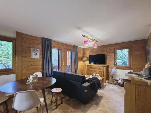 Appartement calme avec balcon, parking et équipement moderne FR-1-624-173 - Samoëns