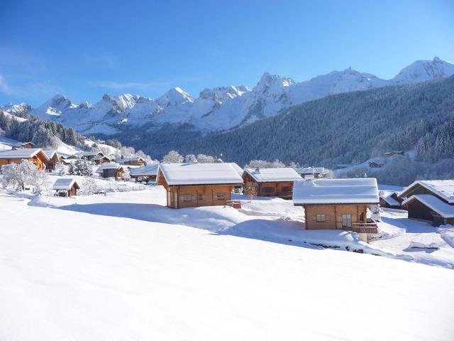 Chalet spacieux 10 pers. près pistes ski, parking privé FR-1-467-135 - Le Grand Bornand