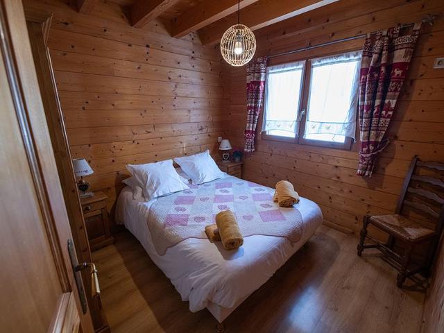 Chalet spacieux 10 pers. près pistes ski, parking privé FR-1-467-135 - Le Grand Bornand