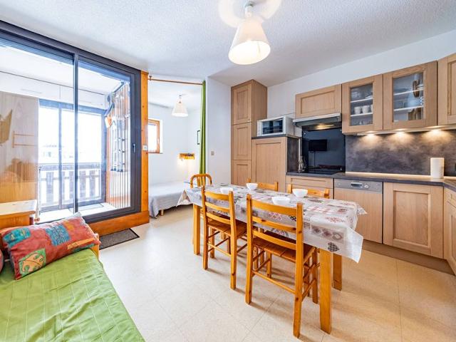 Studio confort 25m², 5 pers, au pied des pistes, casier à skis FR-1-807-95 - Saint François Longchamp