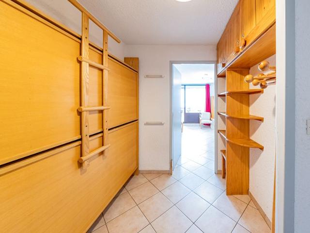 Studio lumineux et tout confort avec balcon pour 4 pers à Saint-François-Longchamp FR-1-807-97 - Saint François Longchamp