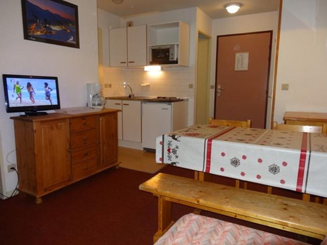 Appartement économique 2 pièces, 4 pers, ski aux pieds, wifi aux Menuires FR-1-178-94 - Les Menuires Bruyères