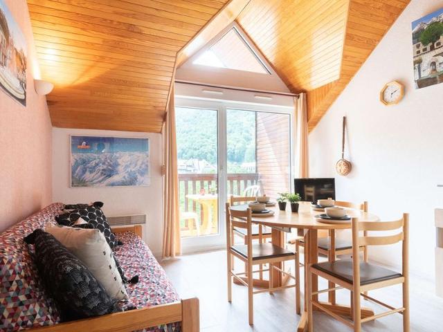 Duplex ensoleillé pour 6 personnes avec balcon et parking à Saint-Lary village FR-1-296-188 - Saint Lary Soulan