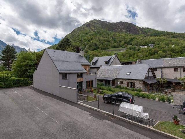 Charmant T2 avec Balcon et Parking Privé - Proche Centre et Téléphérique FR-1-296-138 - Saint Lary Soulan