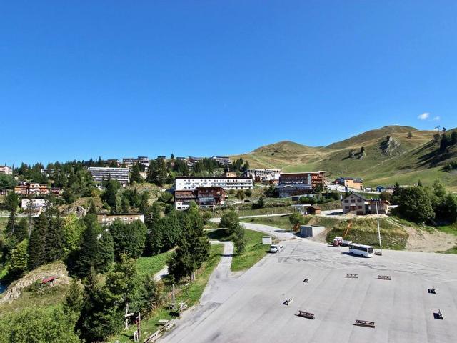 Studio avec balcon et parking couvert à Chamrousse FR-1-340-146 - Chamrousse