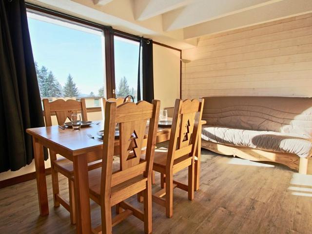 Studio cabine avec balcon, parking couvert, animaux non admis FR-1-340-122 - Chamrousse