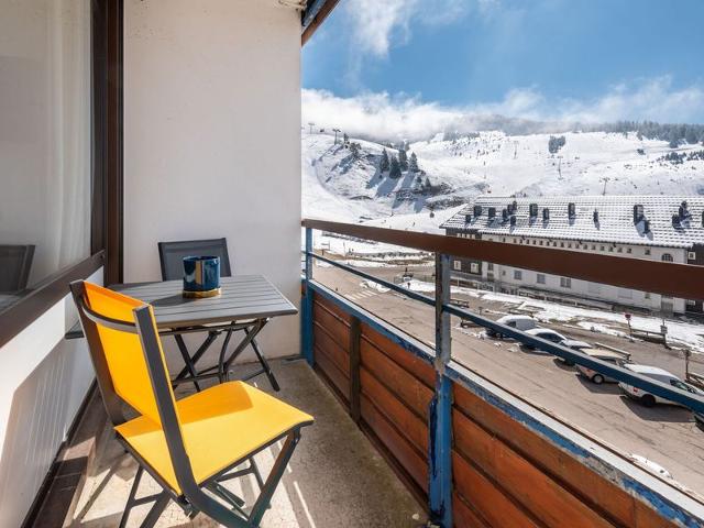 Studio 3* ambiance Montagne, balcon sud, proche pistes et centre station FR-1-340-160 - Chamrousse