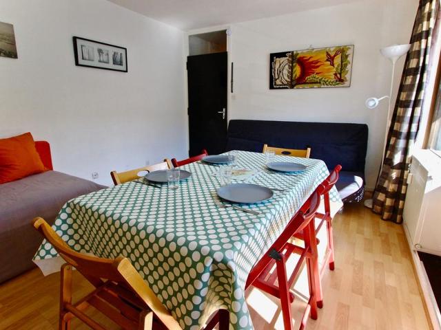 Studio 3 places à côté des pistes, commerces et ESF, balcon, animaux acceptés FR-1-340-31 - Chamrousse