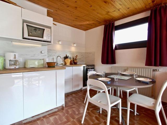 Charmant T2 lumineux avec balcon, 5 couchages, parking et équipements complets, Chamrousse 1650 FR-1 - Chamrousse