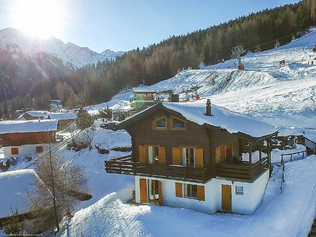 Chalet the Chalet on the Piste - La Tzoumaz